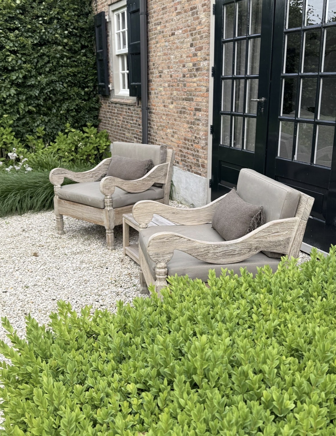 Outdoor fauteuil van Aura Peeperkorn (ronde armleuning)