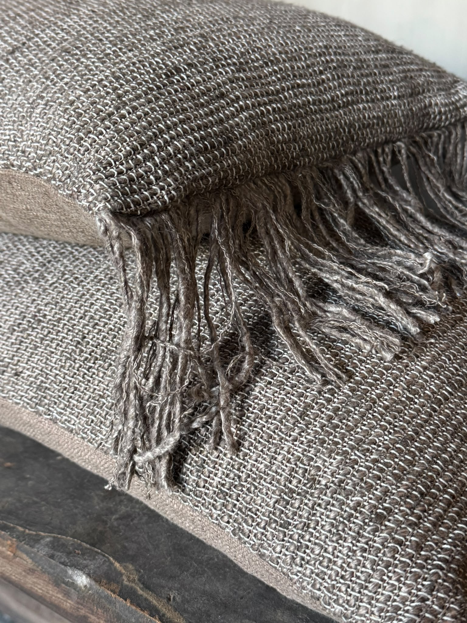 Kussen Marrone van Aura Peeperkorn 30 x 50 cm - Afbeelding 2